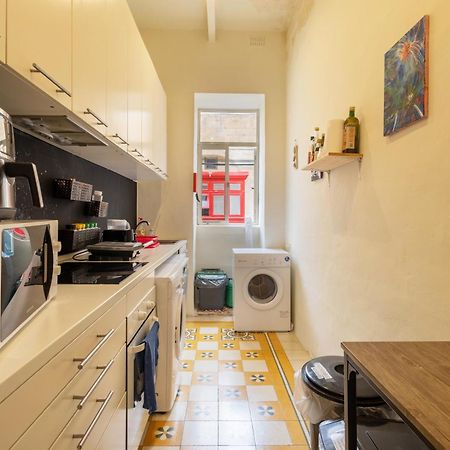 Quiet Twin Room With Private Bathroom, Not Ensuite Sliema Exterior photo