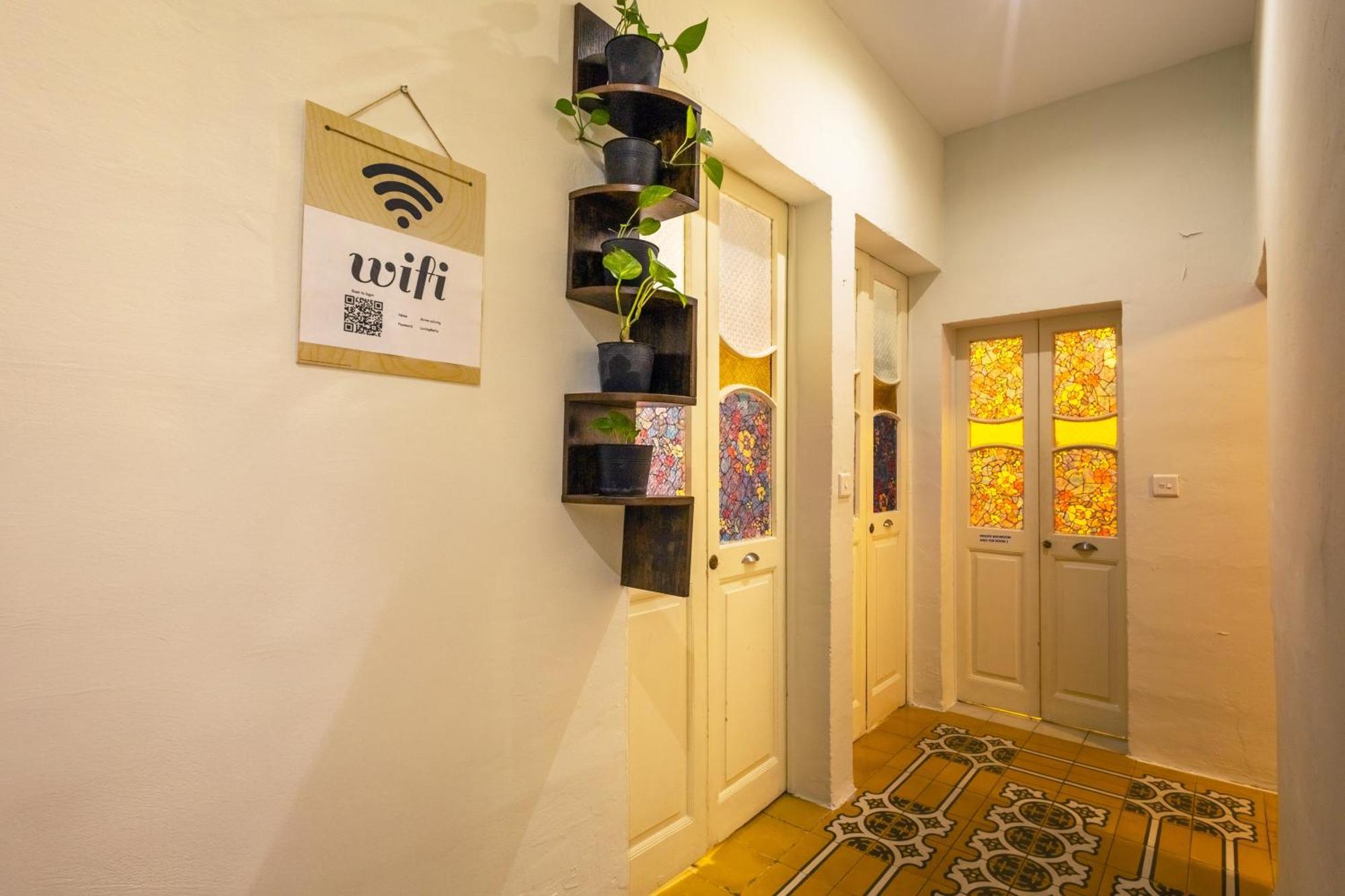 Quiet Twin Room With Private Bathroom, Not Ensuite Sliema Exterior photo
